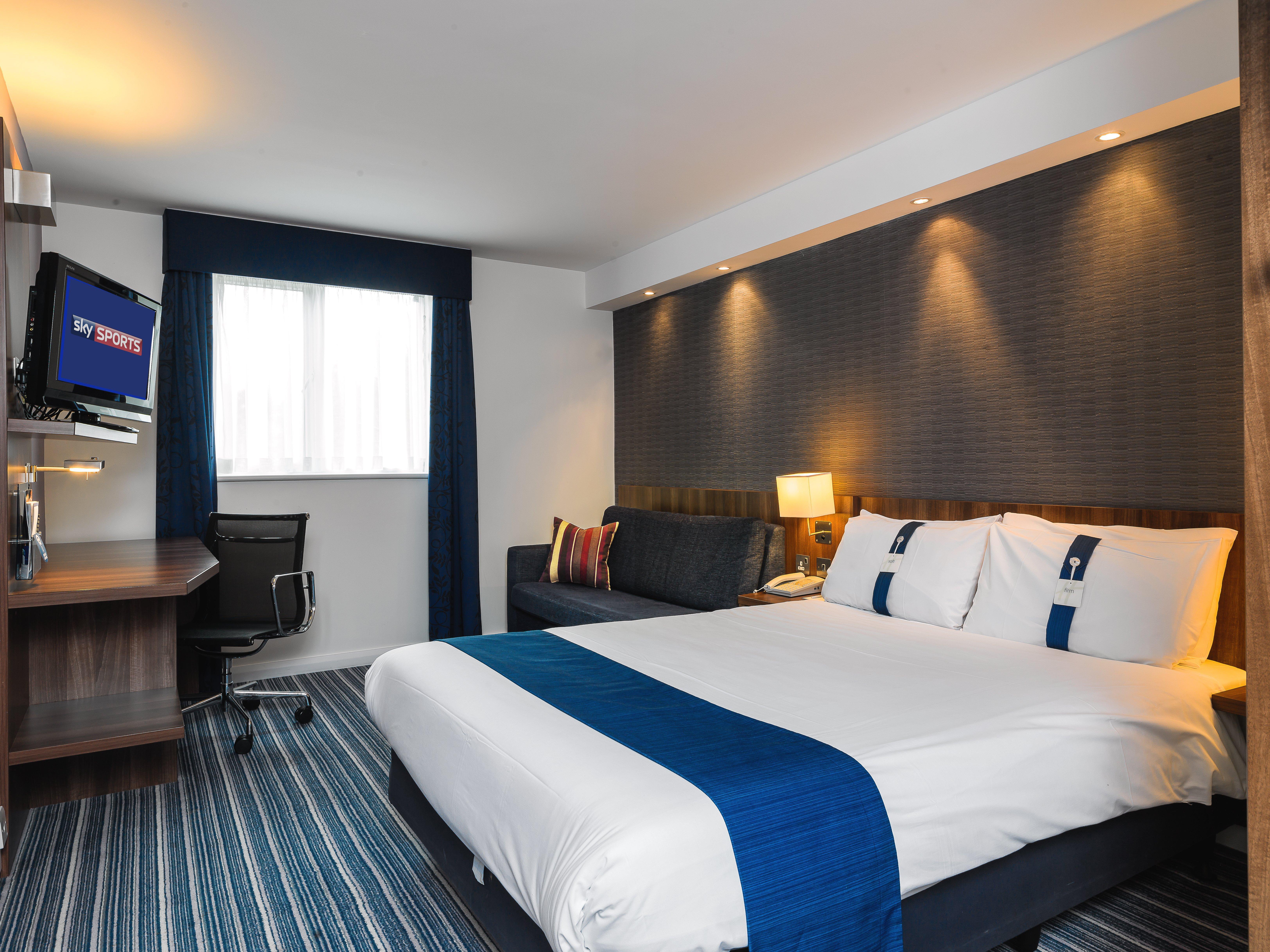 Holiday Inn Express London Gatwick Crawley, An Ihg Hotel Екстер'єр фото