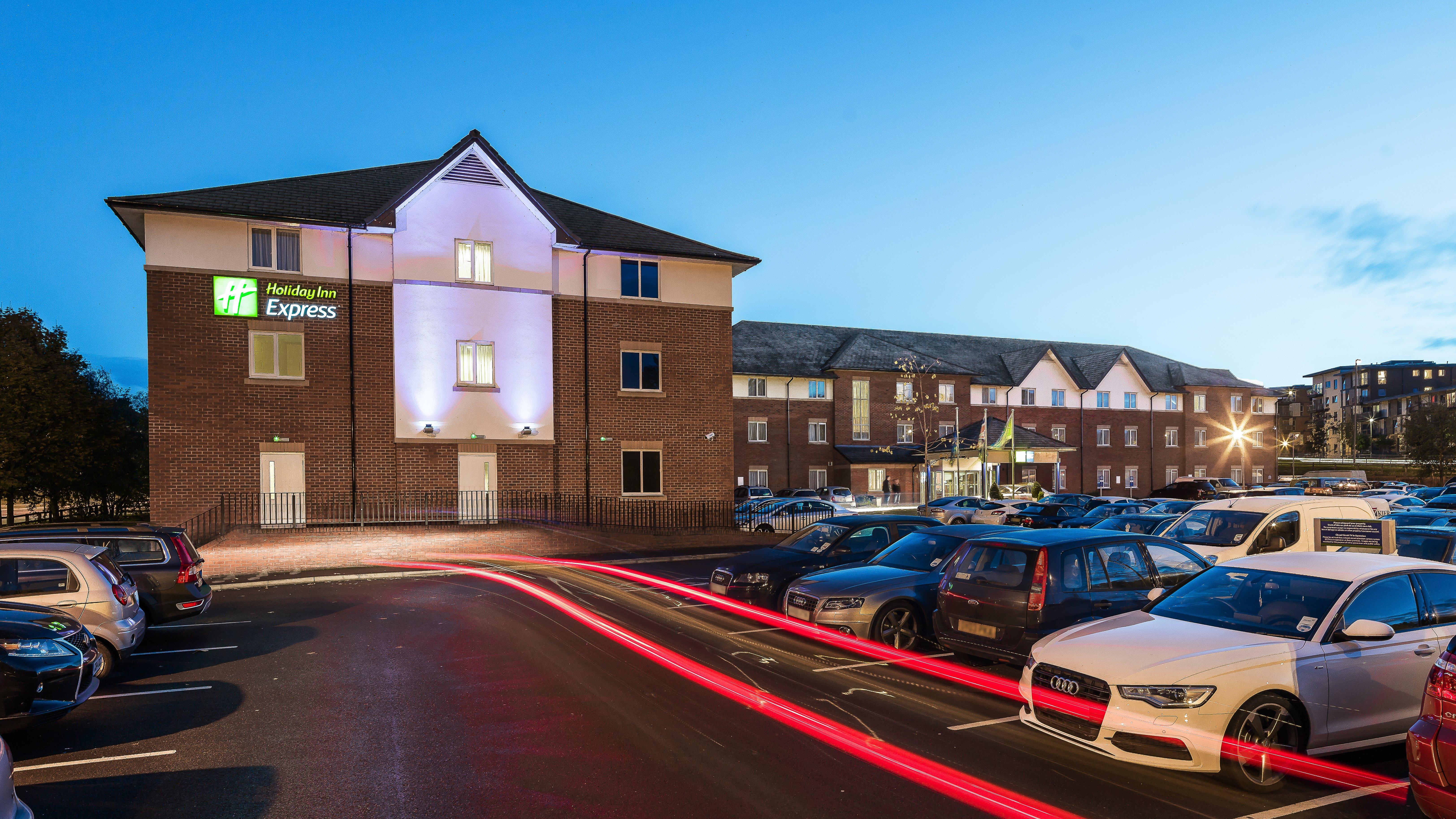 Holiday Inn Express London Gatwick Crawley, An Ihg Hotel Екстер'єр фото